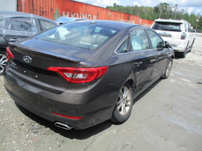 hyundai sonata se