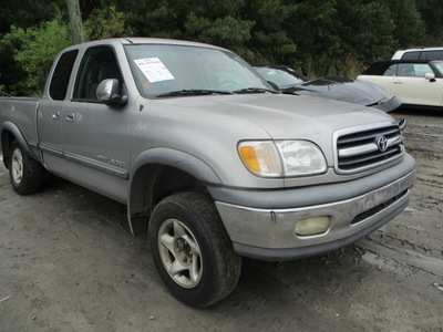 toyota tundra access cab sr5