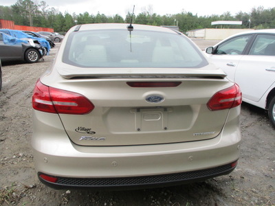 ford focus titanium