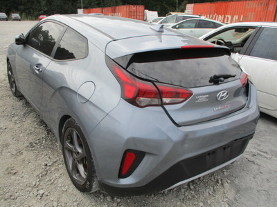 hyundai veloster base premium