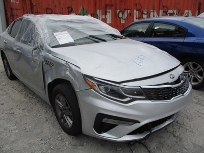 kia optima lx s