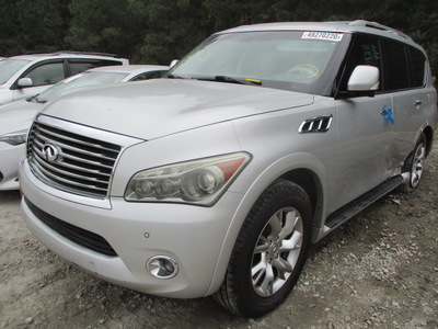 infiniti qx56