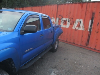 toyota tacoma dbl cab prerunner