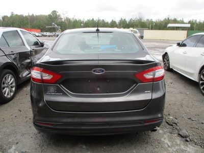 ford fusion se