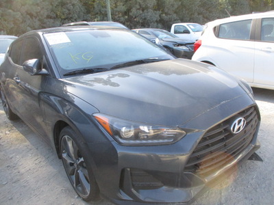 hyundai veloster base premium