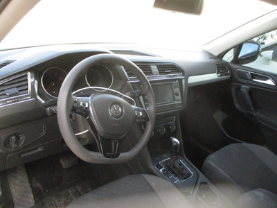 volkswagen tiguan s