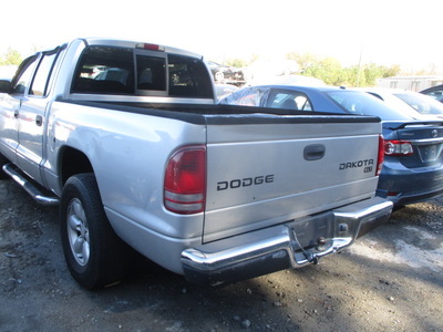 dodge dakota quad slt