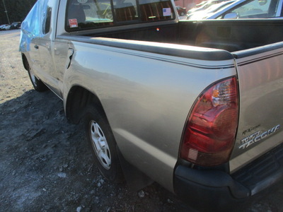 toyota tacoma access cab