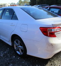 toyota camry se le xle