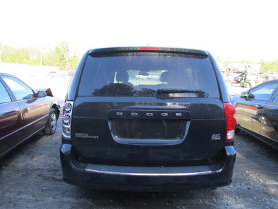 dodge grand caravan sxt