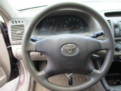 toyota camry le xle se