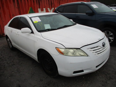 toyota camry se le xle