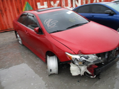 toyota camry se le xle