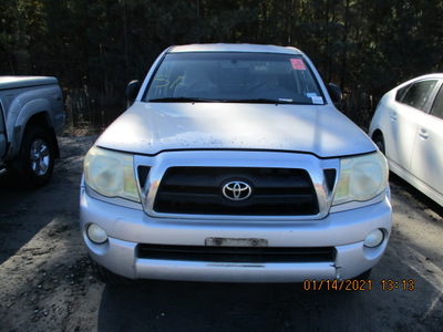 toyota tacoma prerunner acc cab