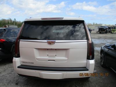 cadillac escalade platinum