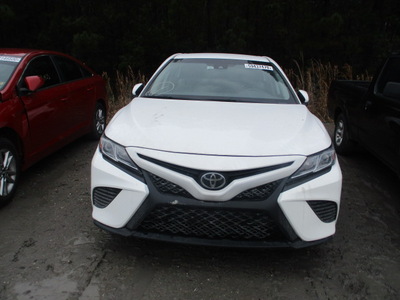 toyota camry l le xle se xse