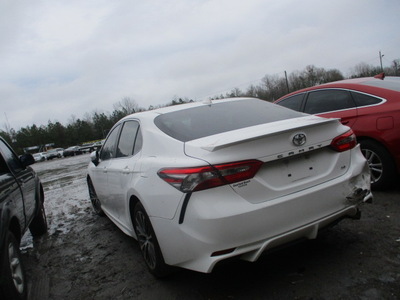 toyota camry l le xle se xse