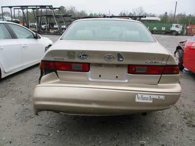 toyota camry ce le xle