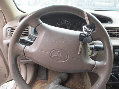 toyota camry ce le xle