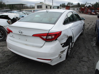 hyundai sonata se