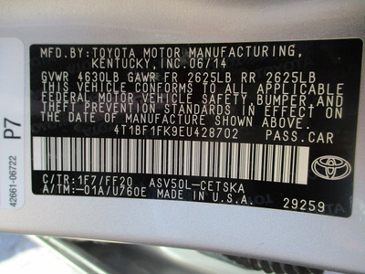 toyota camry l se le xle