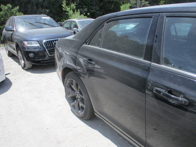 chrysler 300 s