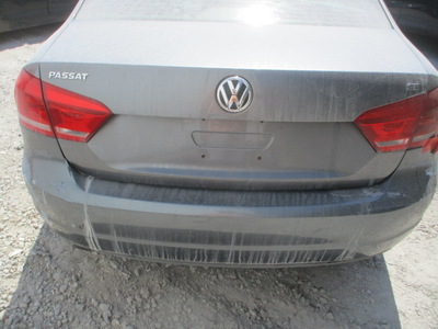 volkswagen passat se