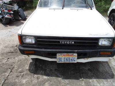 toyota xtracab deluxe