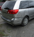 toyota sienna ce le