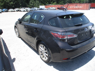 lexus ct200h