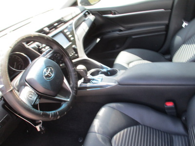 toyota camry l le xle se xse