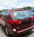 toyota sienna ce le