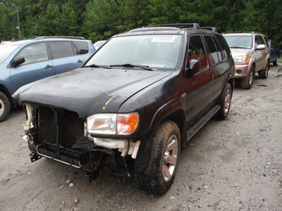 nissan pathfinder le se