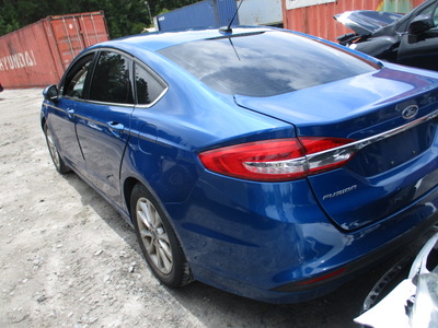 ford fusion se