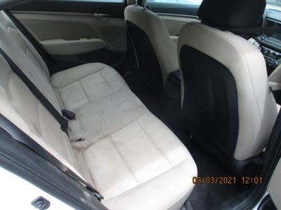 hyundai elantra se value limited