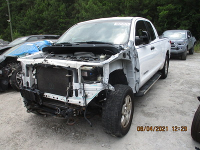 toyota tundra double cab sr5