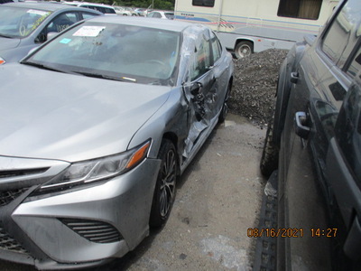 toyota camry se se night shade