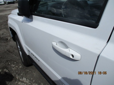 jeep patriot latitude