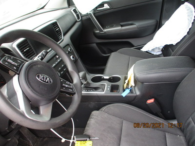 kia sportage lx