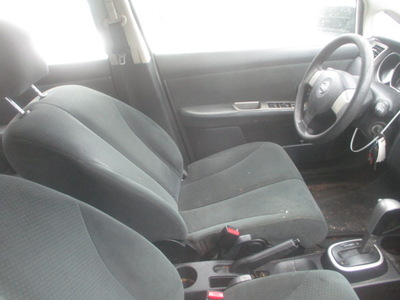 nissan versa s sl