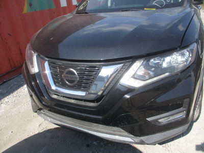 nissan rogue s sv