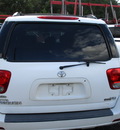 toyota sequoia sr5