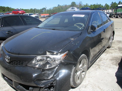 toyota camry se xle