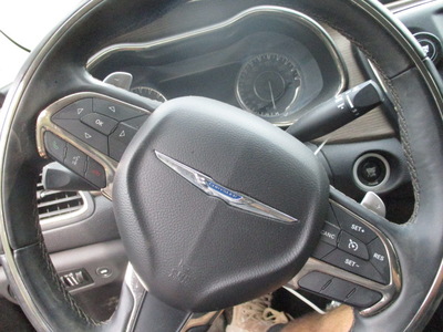 chrysler 200 c