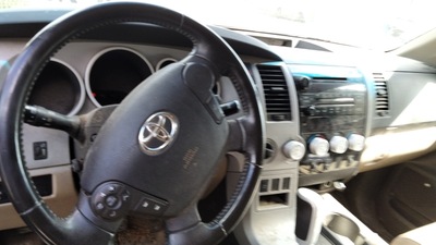 toyota tundra 5 7l