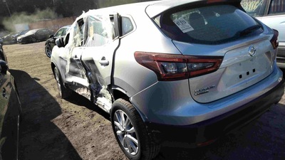 nissan rogue sport 2l