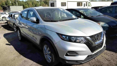 nissan rogue sport 2l