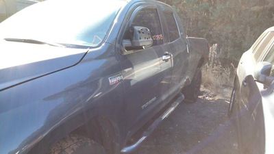 toyota tundra 5 7l