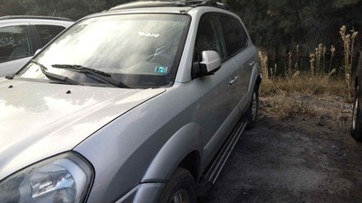 hyundai tucson 2 7l