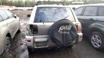 toyota rav4 2l